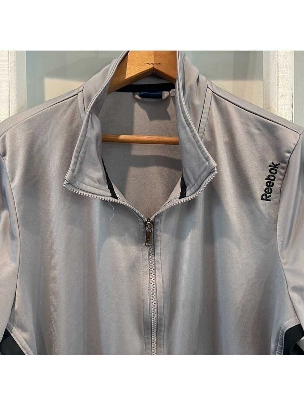 REEBOK grey and black full zip warm up jacket large - Picture 2 of 8